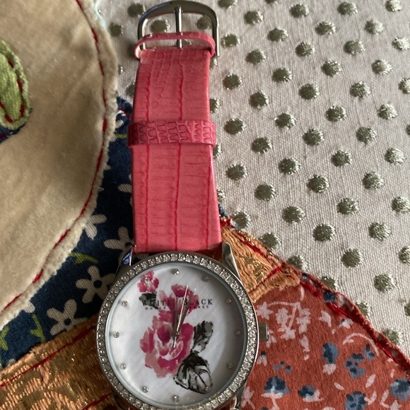 White House Black Market Watch for Breast Cancer Awareness - Picture 4 of 9